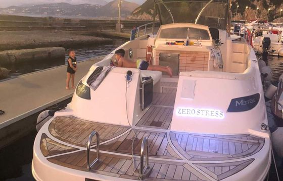Motorboat Mano Marine GS 37 640hp