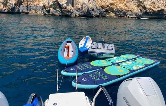 Motorboat AQUILA 32 Power Catamaran 600hp