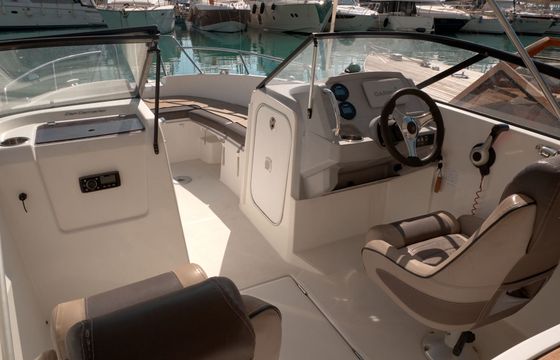 Motorboat Jeanneau Cap Camarat 6.5 BR 200hp