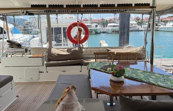 Catamaran Fountaine Pajot Saba 50 14.98m