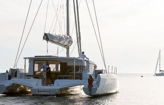 Catamaran NEEL 47 (4 CAB+1) 14m