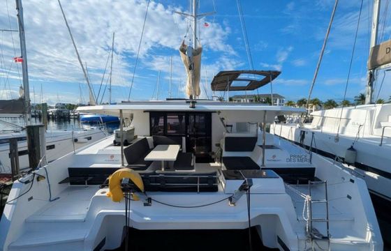 Catamaran Fountaine Pajot Astrea 42 with watermaker 12.58m