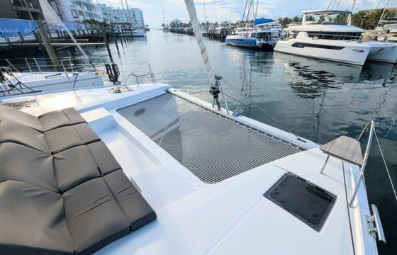 Catamaran Fountaine Pajot Astrea 42 with watermaker 12.58m