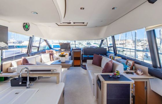 Motorboat Jeanneau Prestige 500 Fly 1300hp