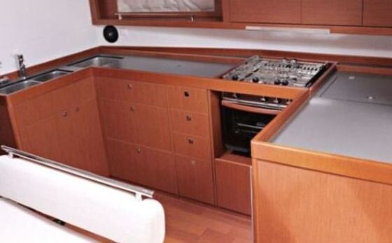 Sailboat BENETEAU OCEANIS 48 14.6m