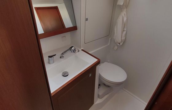 Sailboat BENETEAU OCEANIS 48 14.6m