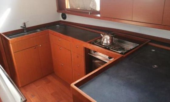 Sailboat BENETEAU OCEANIS 48 14.6m