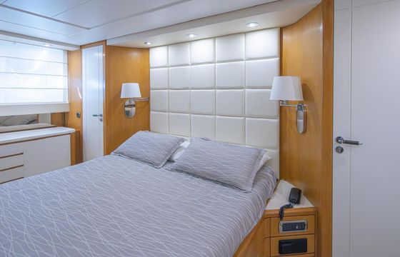 Motor yacht San Lorenzo SL72 1300hp