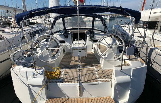Sailboat Jeanneau Sun Odyssey 519 15.75m