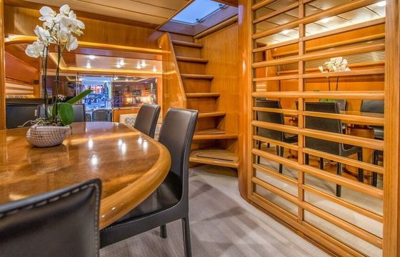 Motor yacht Ferretti 80 2500hp