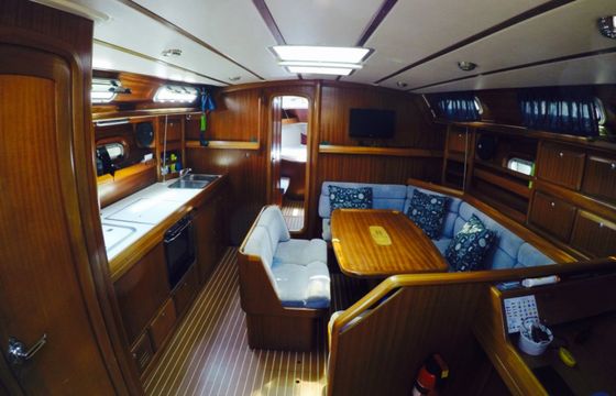 Sailboat Bavaria Yacht 42 Cruiser 13.5m