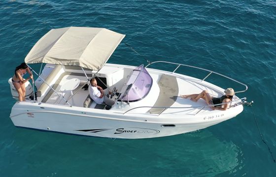 Motorboat SAVER Motor Boat cabin 620 wa