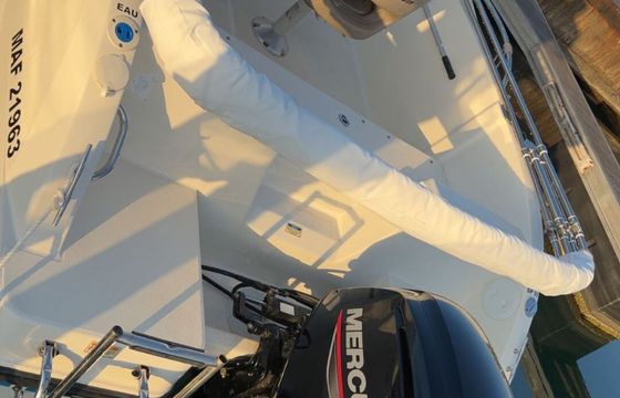 Motorboat Quicksilver Activ 555 Open