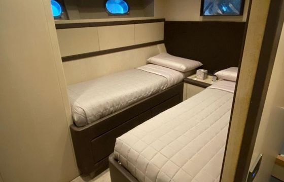 Motor yacht Arno Leopard Leopard24 3000hp