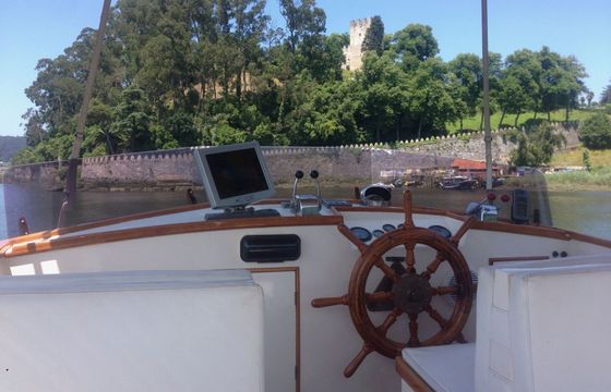 Motorboat Grand Banks 36 classic 220hp