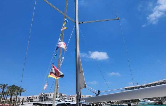 Sailboat Beneteau Oceanis 35.1 10.7m