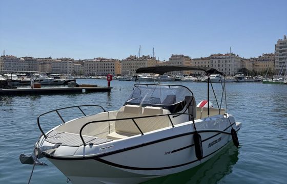 Motorboat Quicksilver 705 150hp
