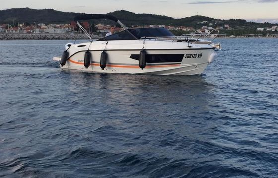 Motorboat Quicksilver Activ 755 Cruiser 250hp