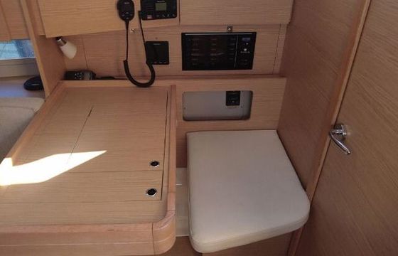 Sailboat Dufour Dufour 360 Gl 10m