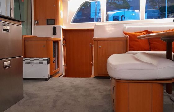 Catamaran LAGOON 440 Charter edition 13.6m