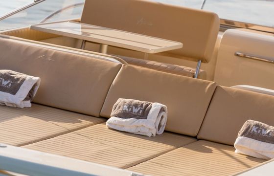 Motorboat Asterie 35 760hp