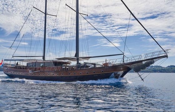 Gulet custom sail yacht 44m