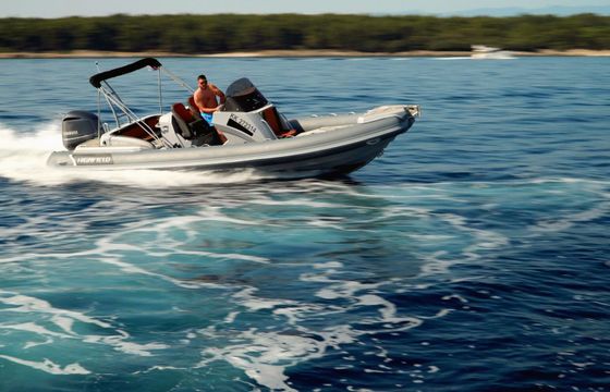 Motorboat Highfield 800 SP 300hp