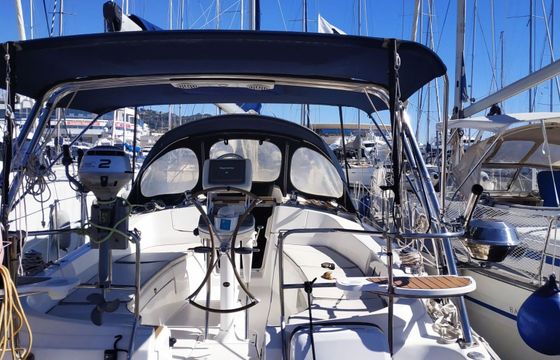 Sailboat HUNTER 36 11m