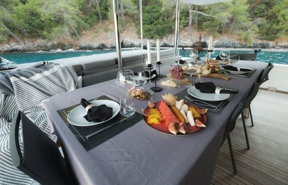 Motor yacht Custom built trawler with capacity of 8 people 2021 model Motor yacht 642hp