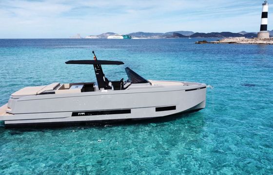 Motorboat De Antonio D36 Open 610hp