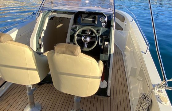 Motorboat Atlantic Marine 750 250hp