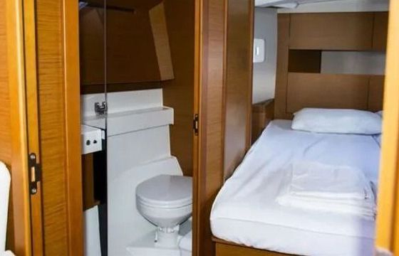 Sailboat Jeanneau Sun Odyssey 410 - 3 cab. 12.35m