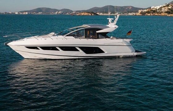 Motor yacht Sunseeker Predator 57 1550hp