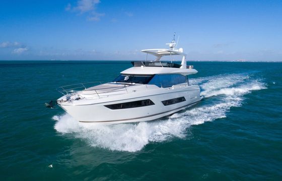 Motor yacht Jeanneau PRESTIGE FLY 680 1800hp