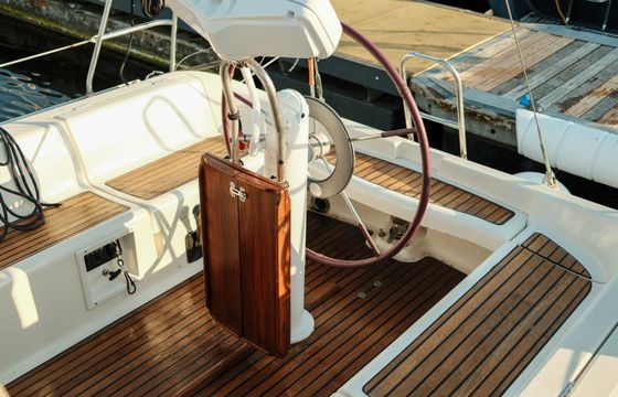 Sailboat Jeanneau Sun Odyssey 32.1 9.6m