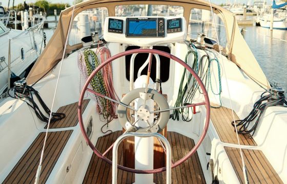 Sailboat Jeanneau Sun Odyssey 32.1 9.6m