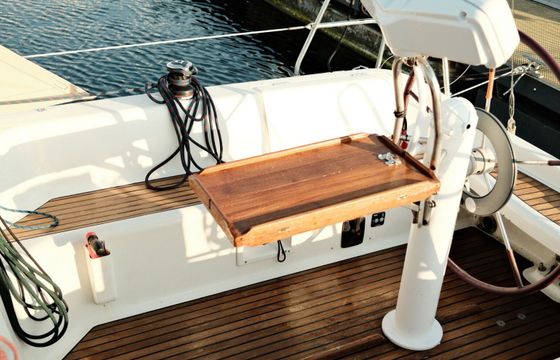 Sailboat Jeanneau Sun Odyssey 32.1 9.6m