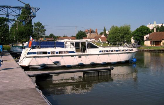Houseboat Custom Tarpon 49 QP (Homps) 56hp