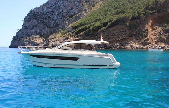 Motorboat Jeanneau Leader 10 520hp