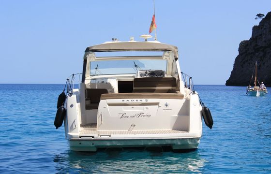 Motorboat Jeanneau Leader 10 520hp