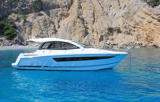 Motorboat Jeanneau Leader 10 520hp
