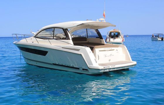 Motorboat Jeanneau Leader 10 520hp