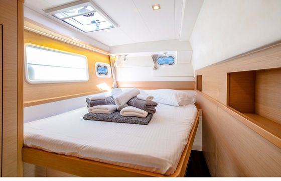 Catamaran Lagoon Lagoon 400 S2 12m