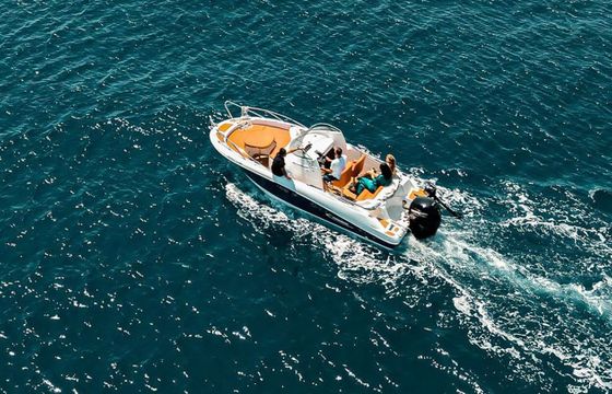 Motorboat Poseidon Blu water 640 150hp