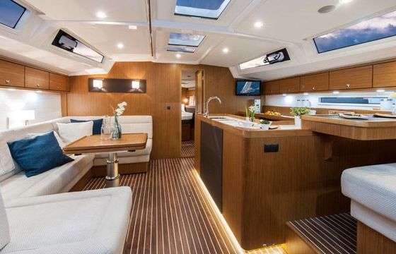 Sailboat Bavaria Cruiser 56 16.75m