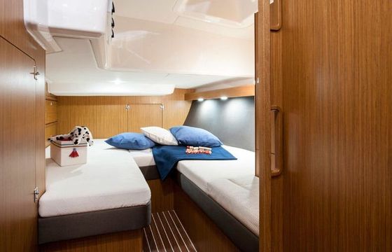 Sailboat Bavaria Cruiser 56 16.75m