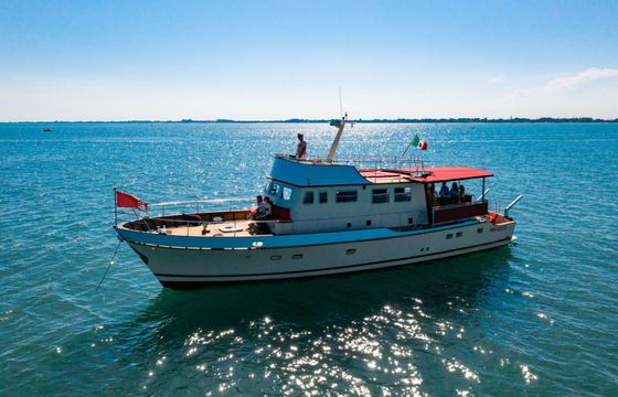 Motor yacht Navetta Classic Trowler 540hp