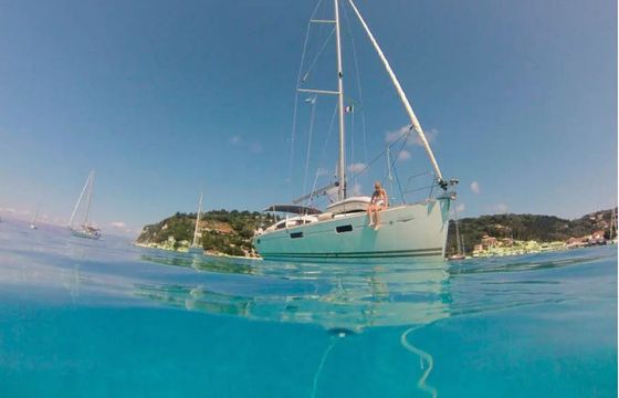 Sailboat Jeanneau Sun Odyssey 42 DS 12.93m
