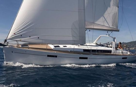 Sailboat BENETEAU OCEANIS 45 14m