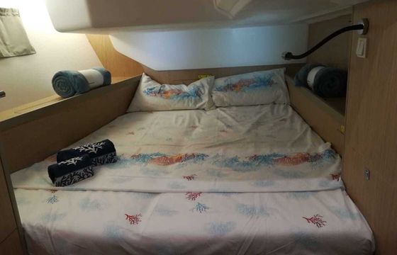 Sailboat BENETEAU OCEANIS 45 14m